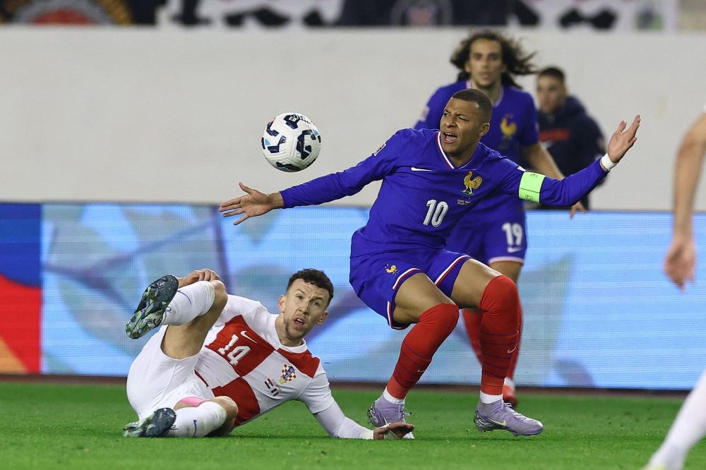 欧洲杯半决赛预测 法国战西班牙荷兰对阵英格兰.